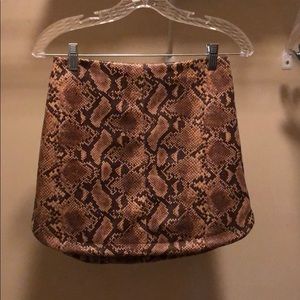 Snakeskin skirt size S